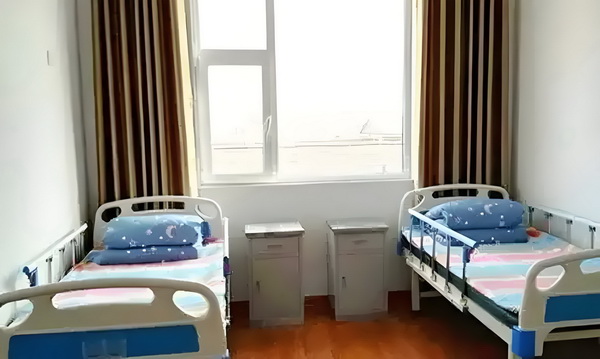 王爷,本妃只爱财